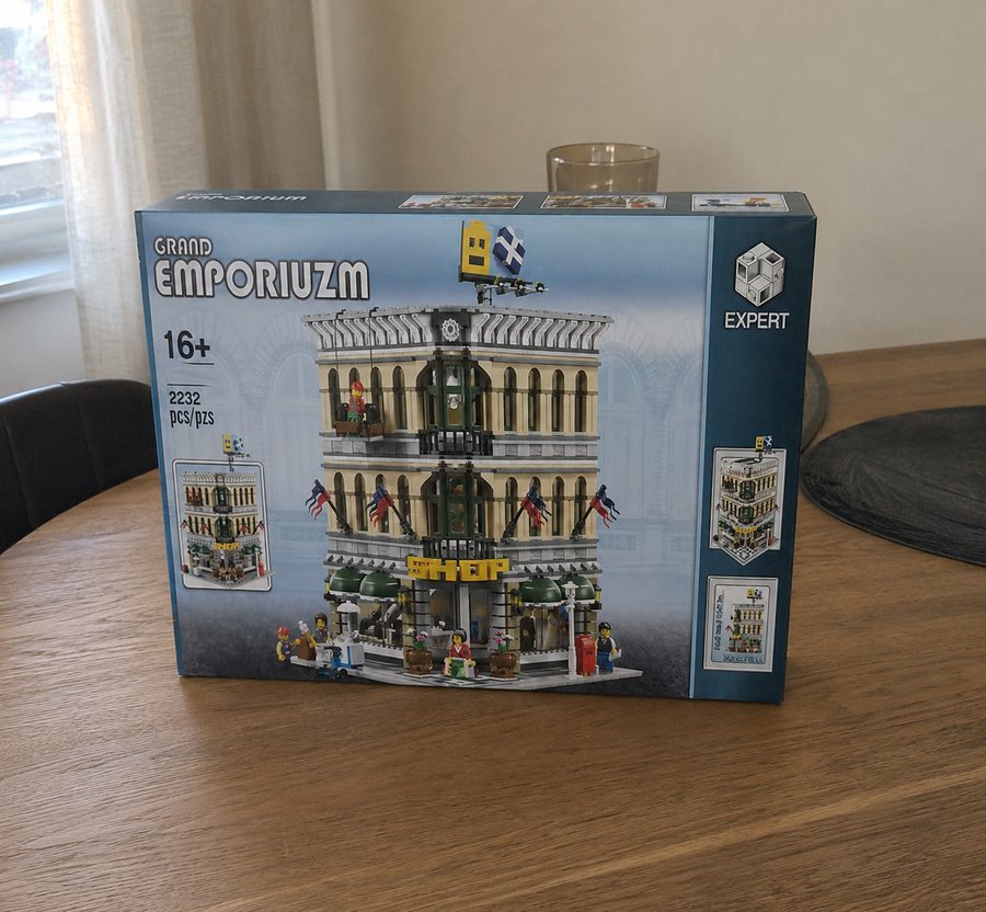 Pirkėjo nuotrauka: Grand Emporium